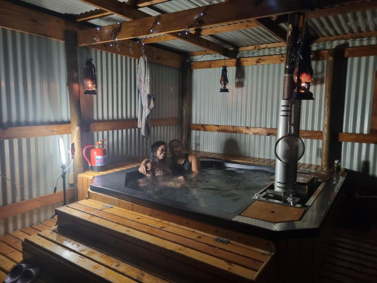 Отель The Fat Mulberry Guest Farm Фурисбург Экстерьер фото